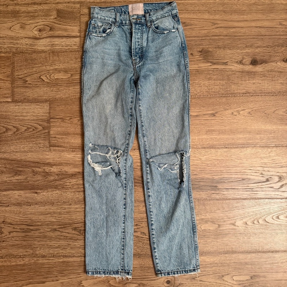 Revice 25 High Rise Distressed Straight Leg Jeans EUC